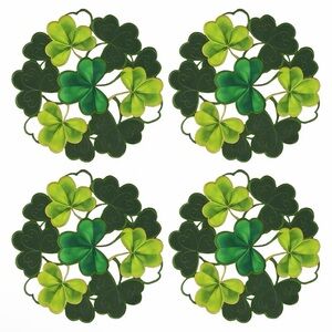 NWOT Simhomsen Set of 4 Embroidered Irish Clover Round Doily Placemats